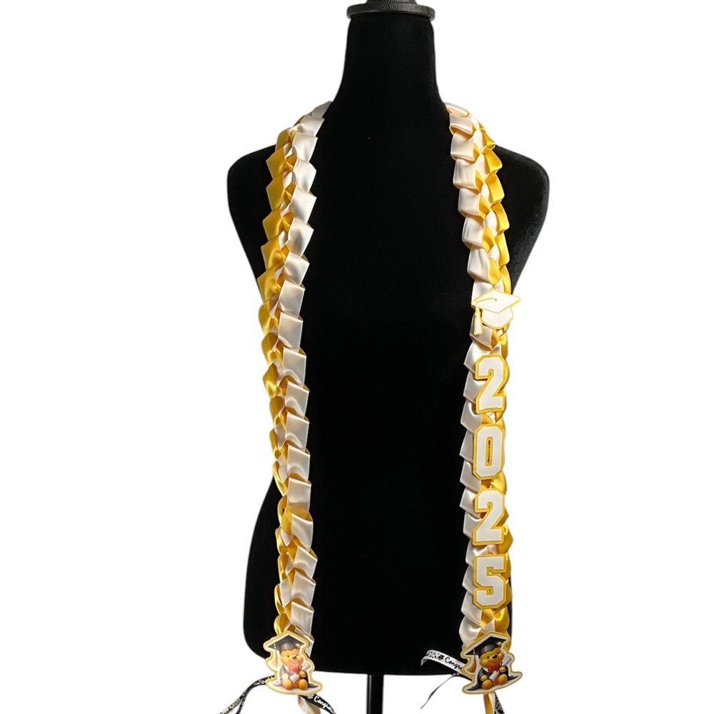 2025 Graduation Lei Winnie The Pooh White And Golden Yellow 7/8 Satin Ribbon